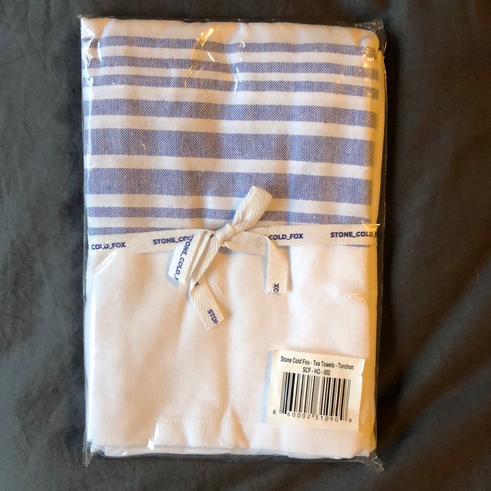 Stone cold fox -Tea Towels